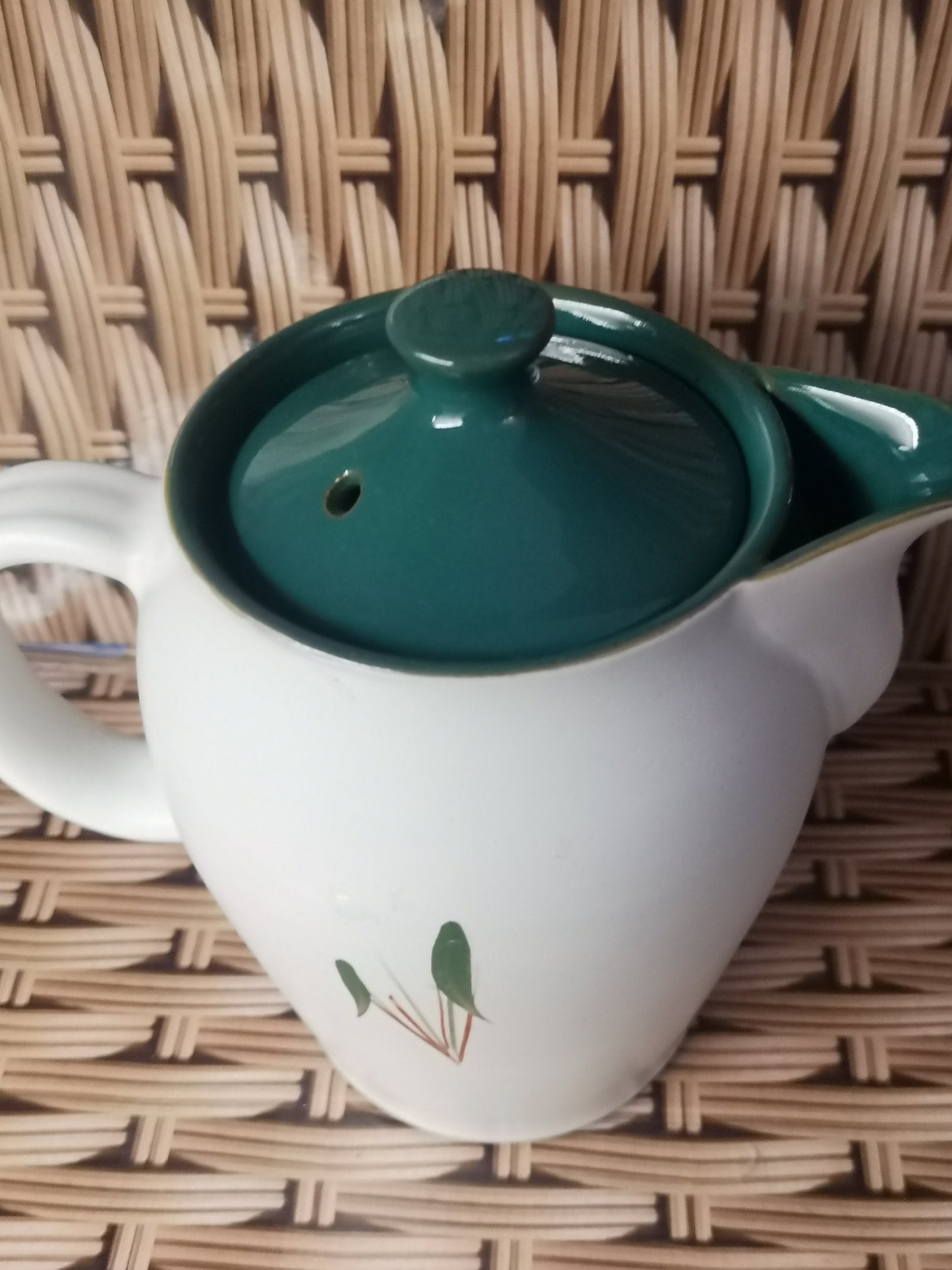 Denby pottery 'Greenwheat' coffee pot 14cm / 16cm