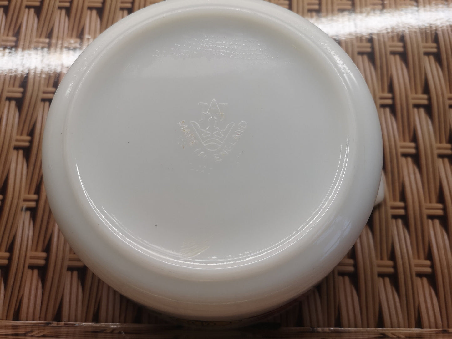 Pyrex round casserole dish 6.25" x 3.25" harvest decoration