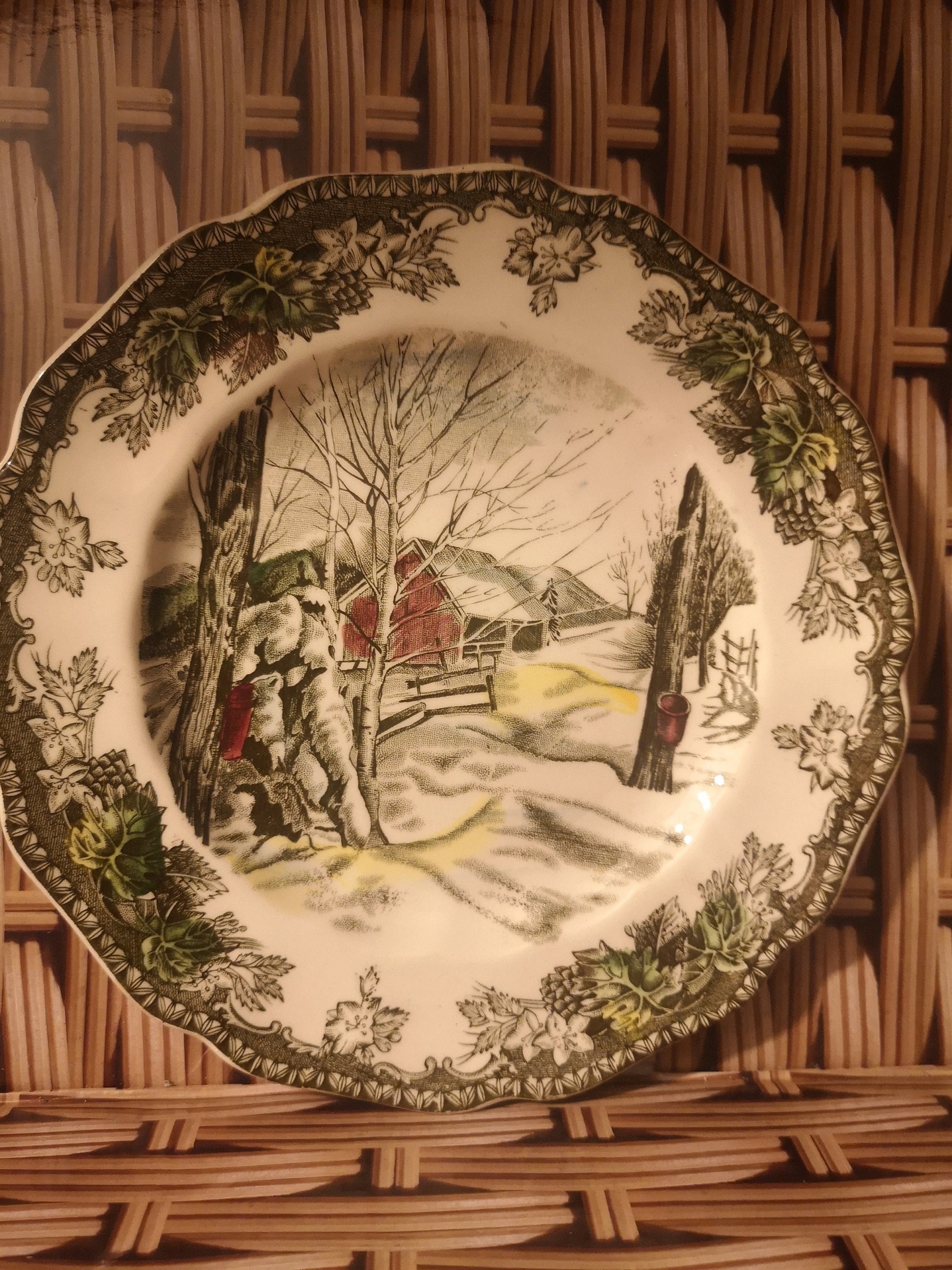 Johnson Brothers 16cm side plate - The friendly village