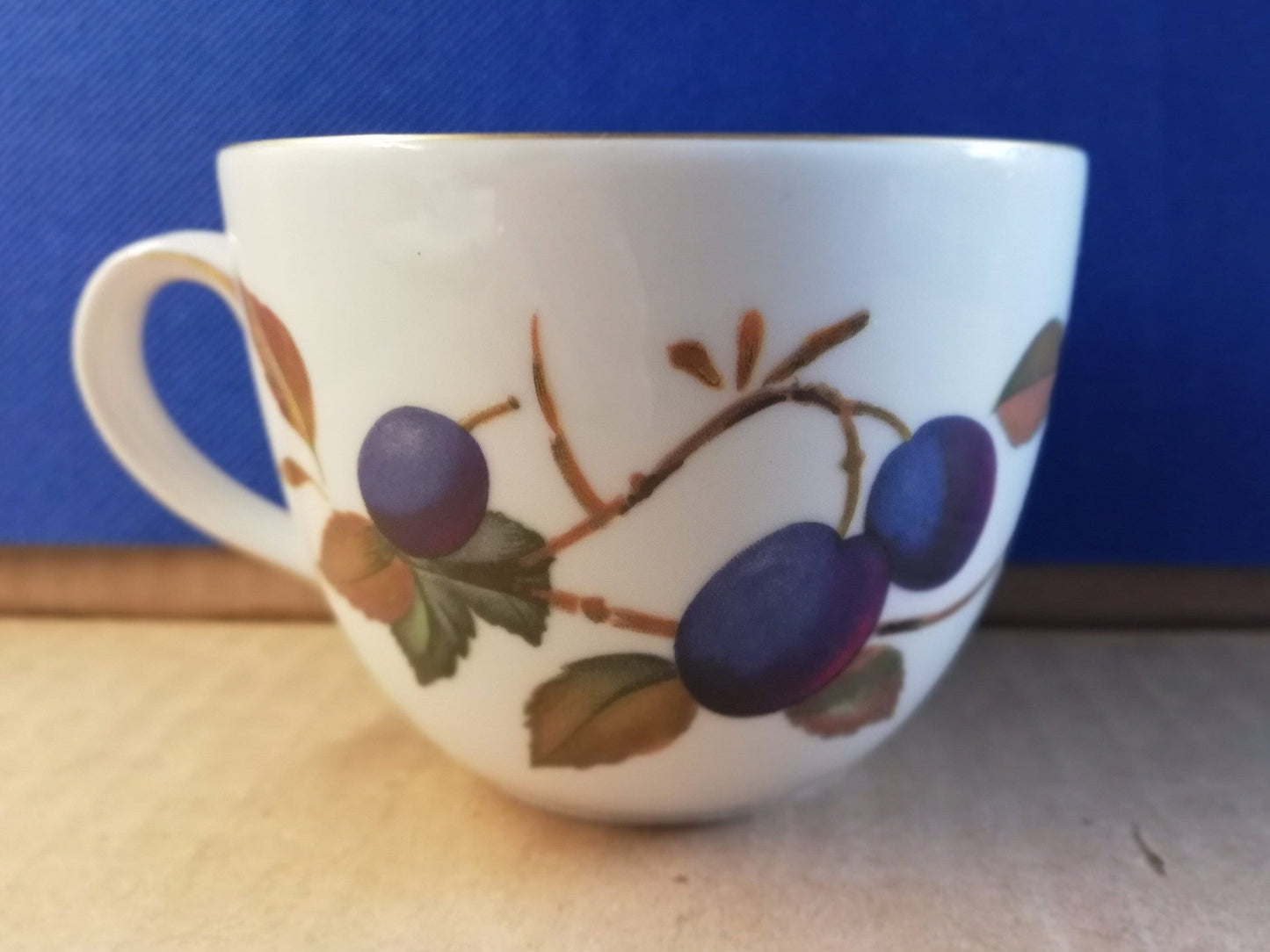 Royal Worcester Evesham Cup 170ml