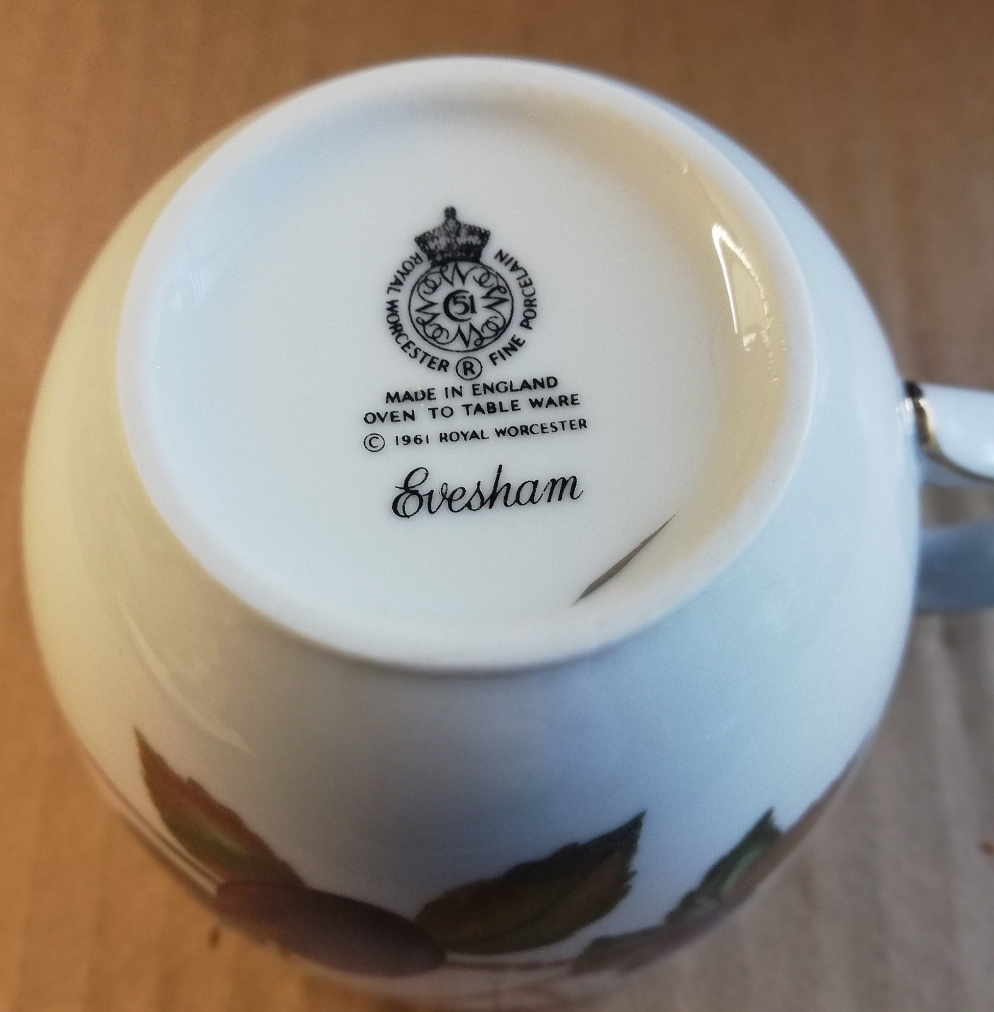 Royal Worcester Evesham Cup 170ml