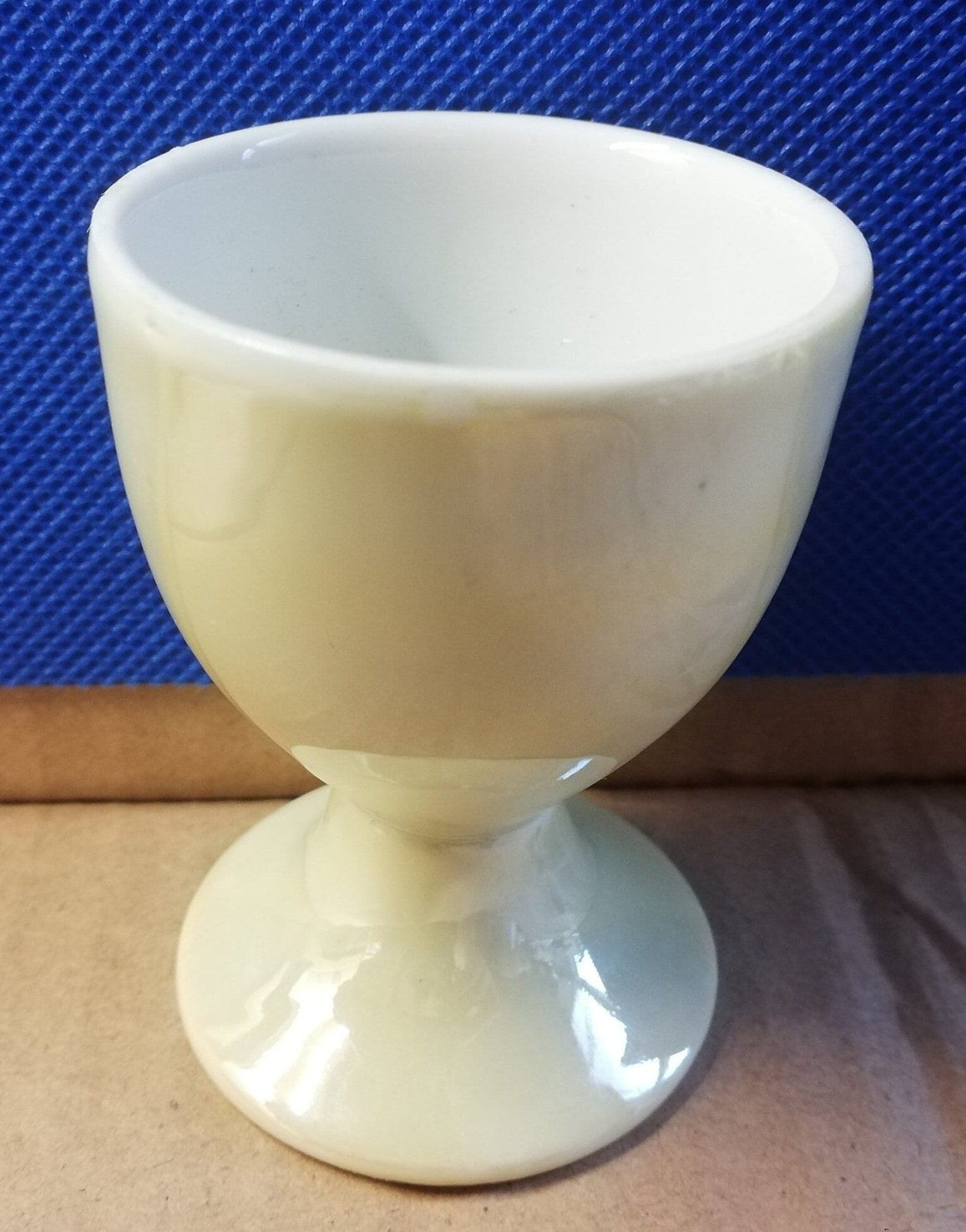 Single egg cups - Various designs and sizes - please choose