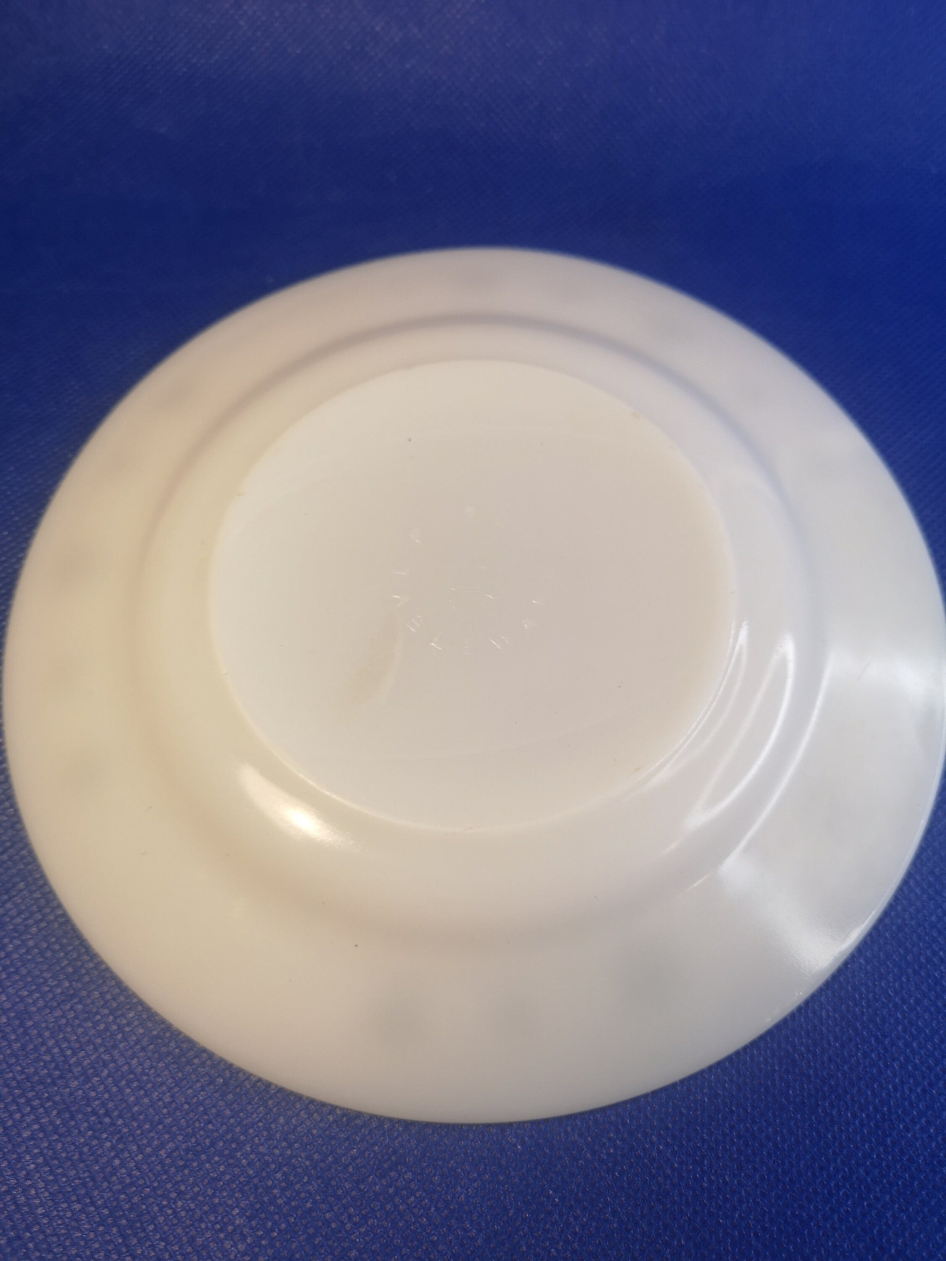 JAJ Pyrex snowflake design plates - various sizes