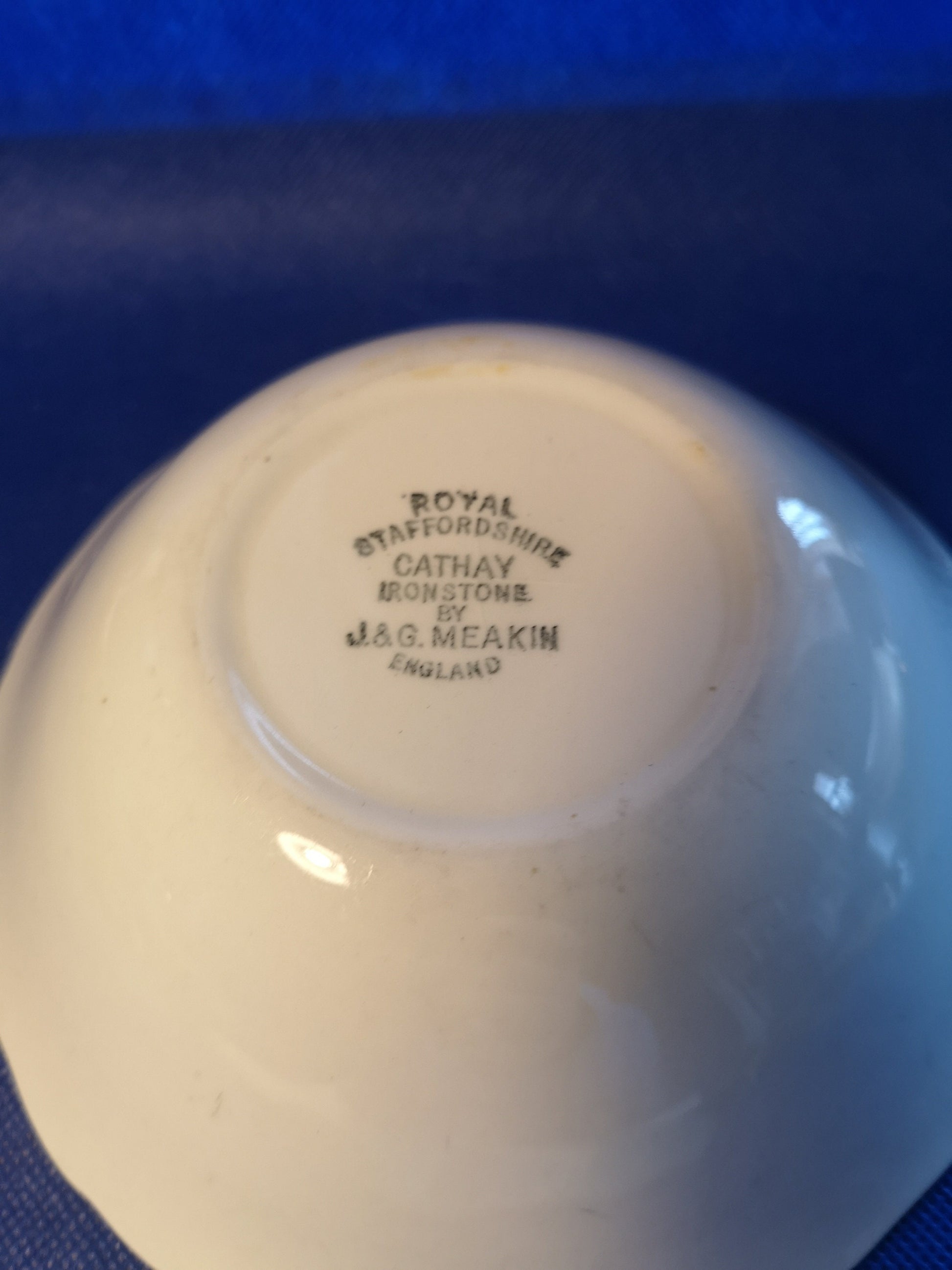 J&G Meakin Cathay ironstone bowl, blue and white. 16cm diameter