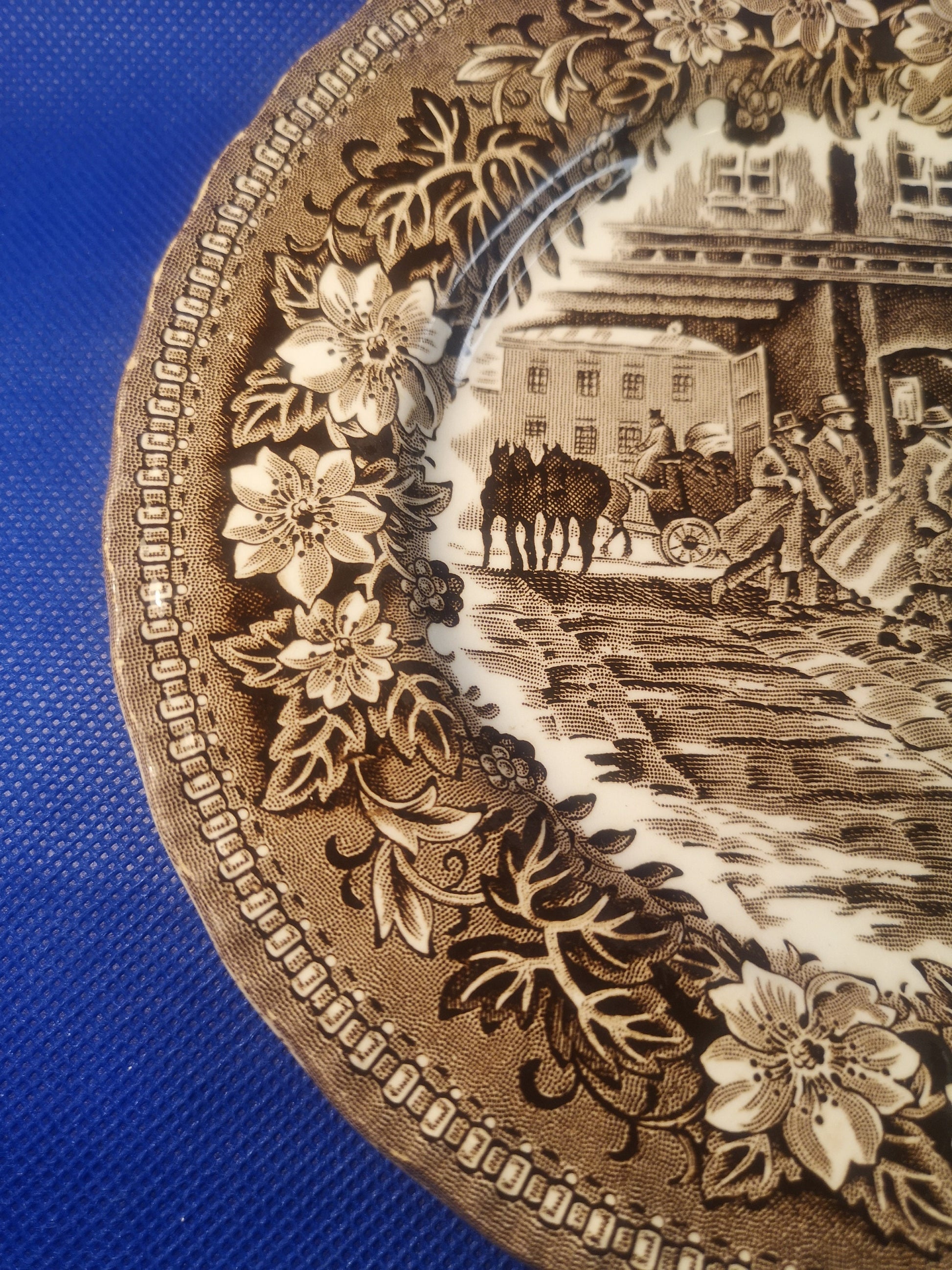 Royal Tudor Ware coaching taverns side plate - 16.5cm Fantastic condition