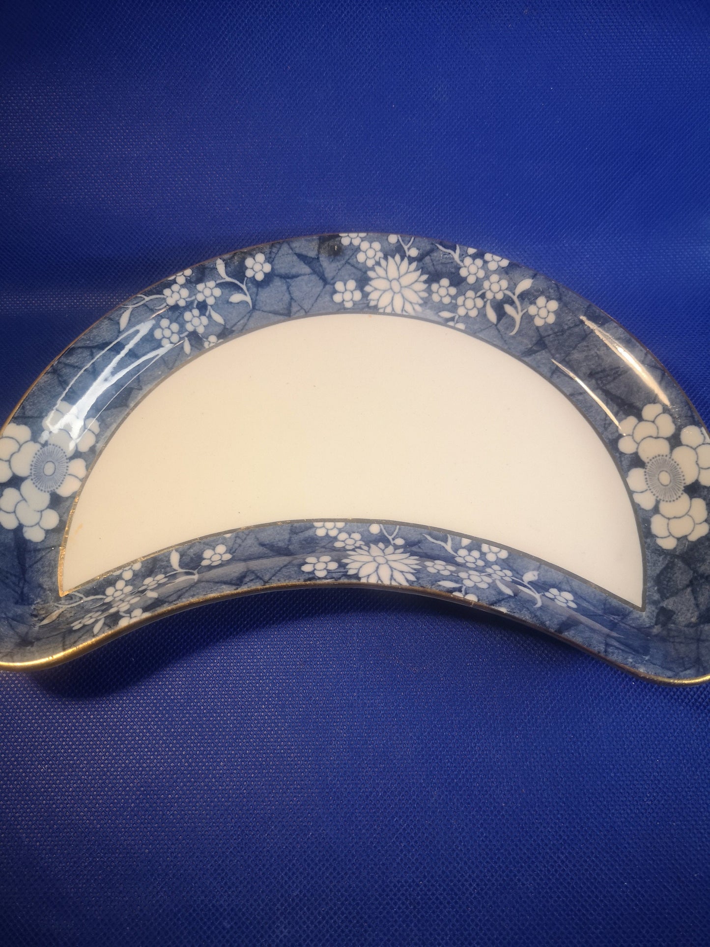 Copeland Spode blue and white crescent shaped dish