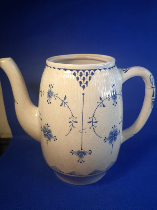 Furnivals Blue Denmark coffee pot - badly crazed and stained, craft only