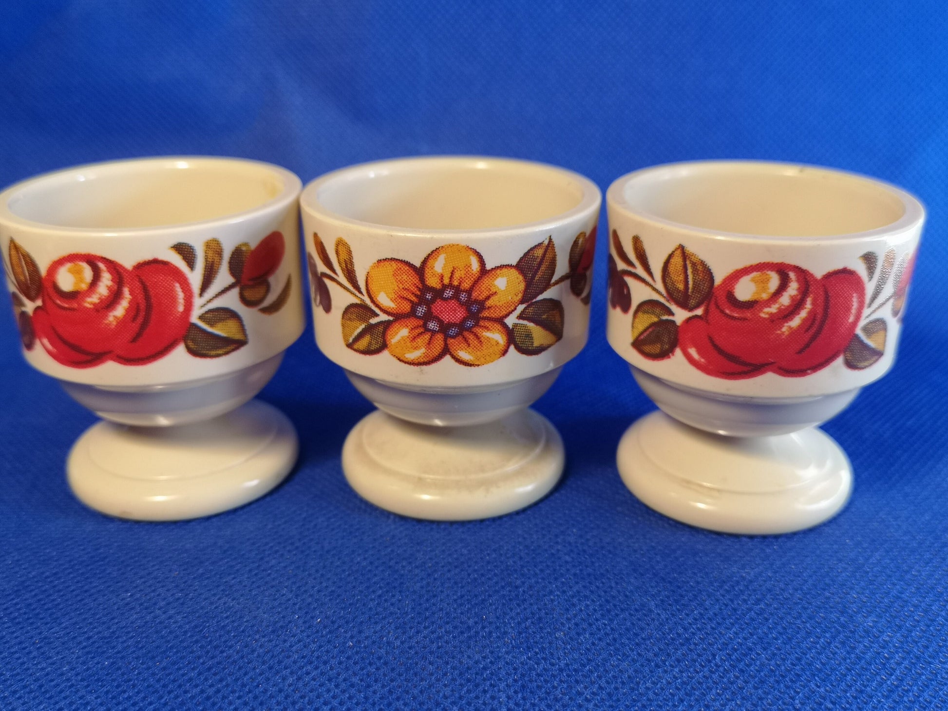 Emsa German plastic flower design standard egg cup