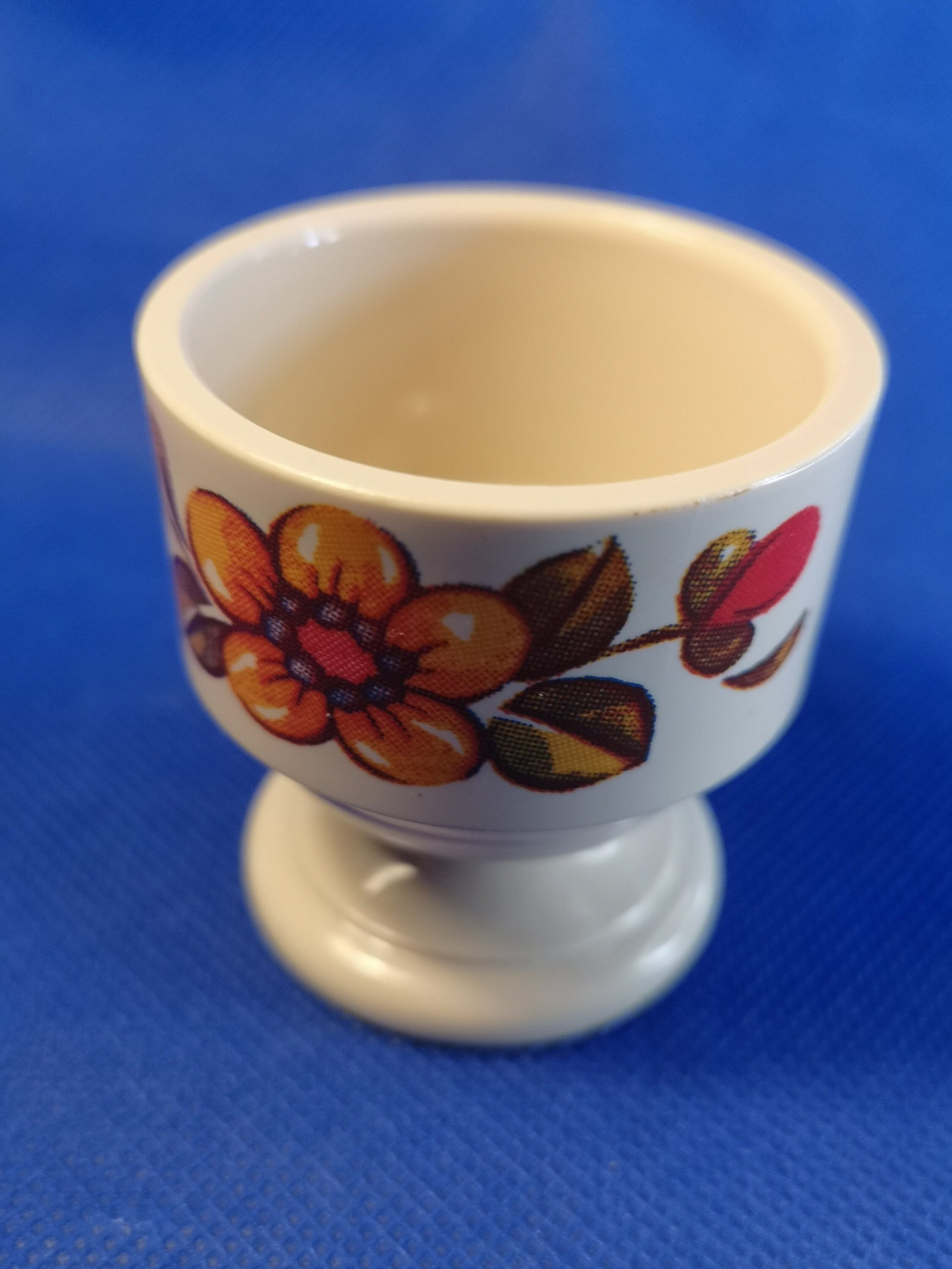 Emsa German plastic flower design standard egg cup