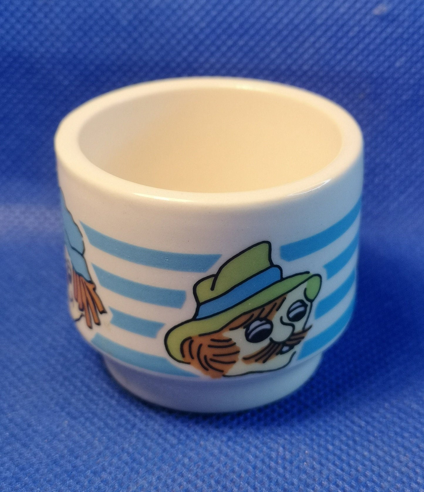 Hornsea pottery macintosh's 'toffee and mallow' egg cup