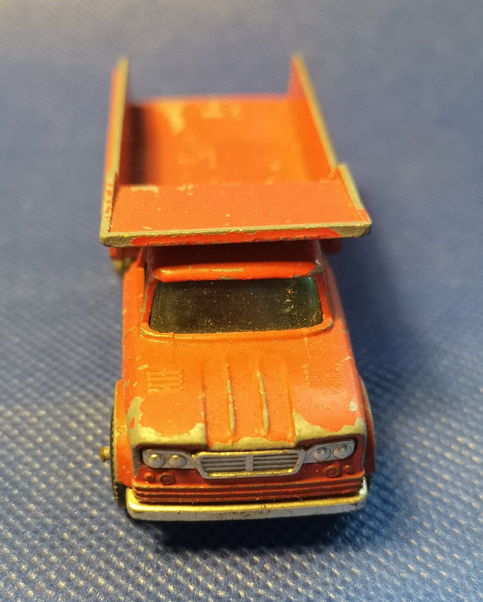 Lesney matchbox red dumper truck series no 48