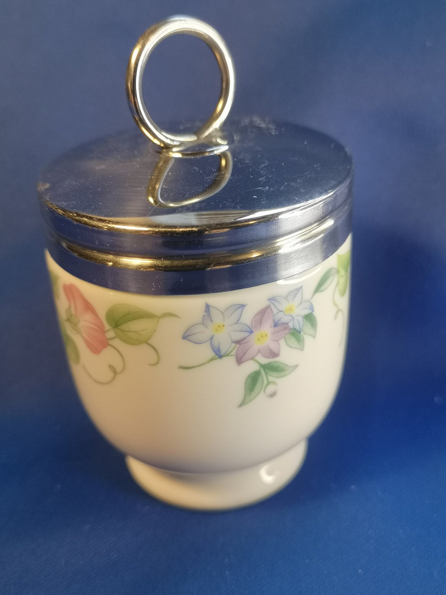 Royal Worcester egg coddler. Porcelain. single egg. English garden flowers design