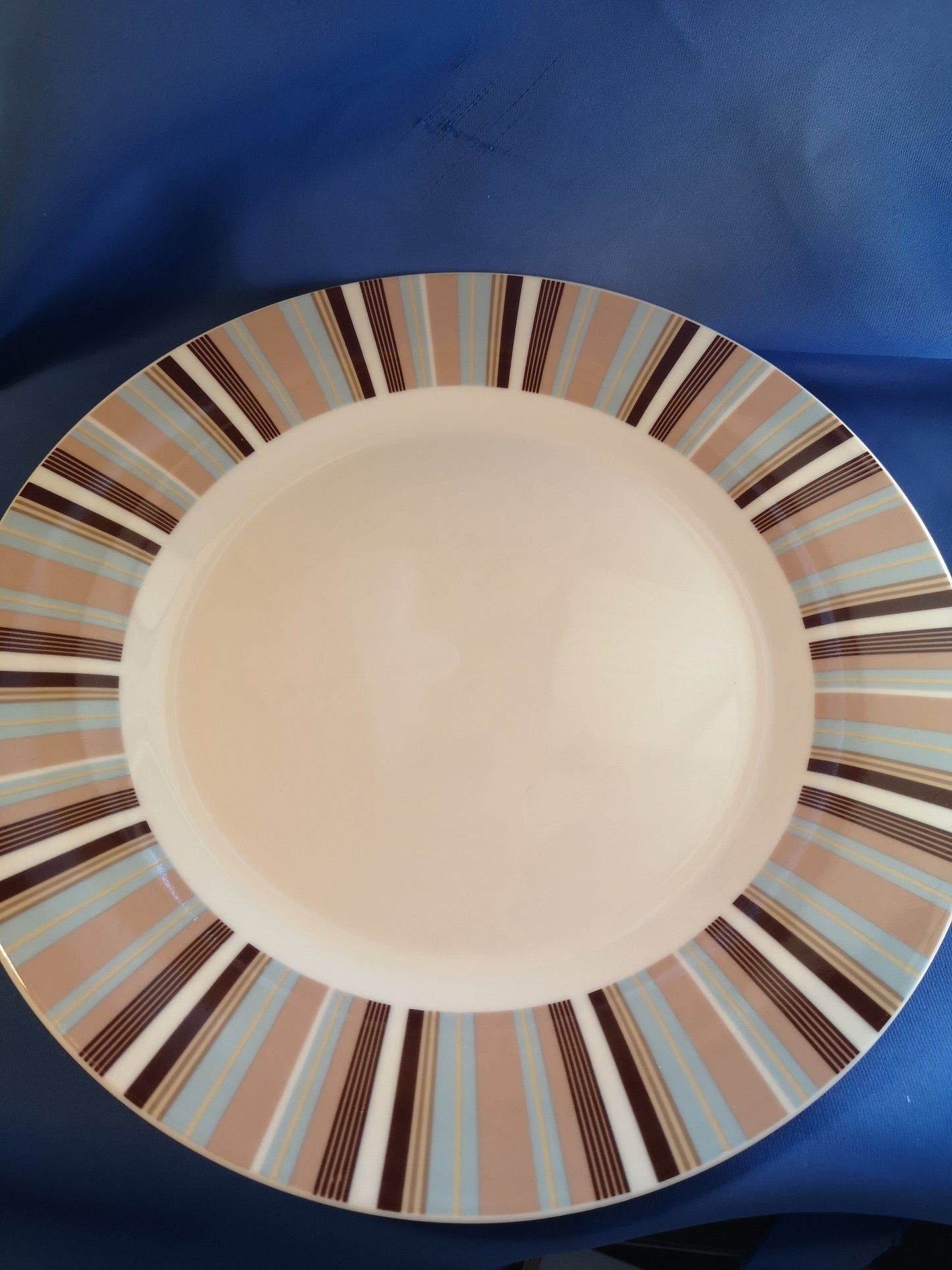 Churchill Butterscotch stripes dinner plate 27cm diameter