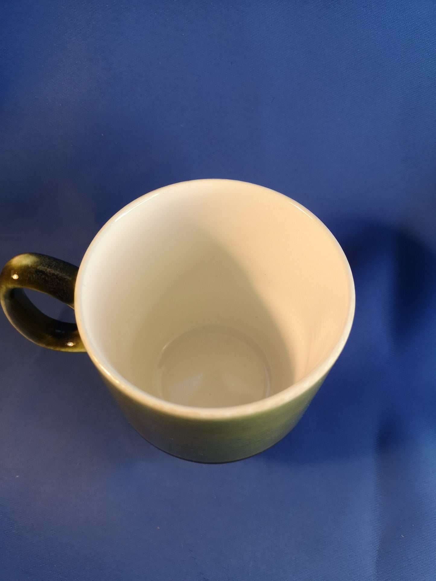 Shannon pottery cup 220ml capacity green