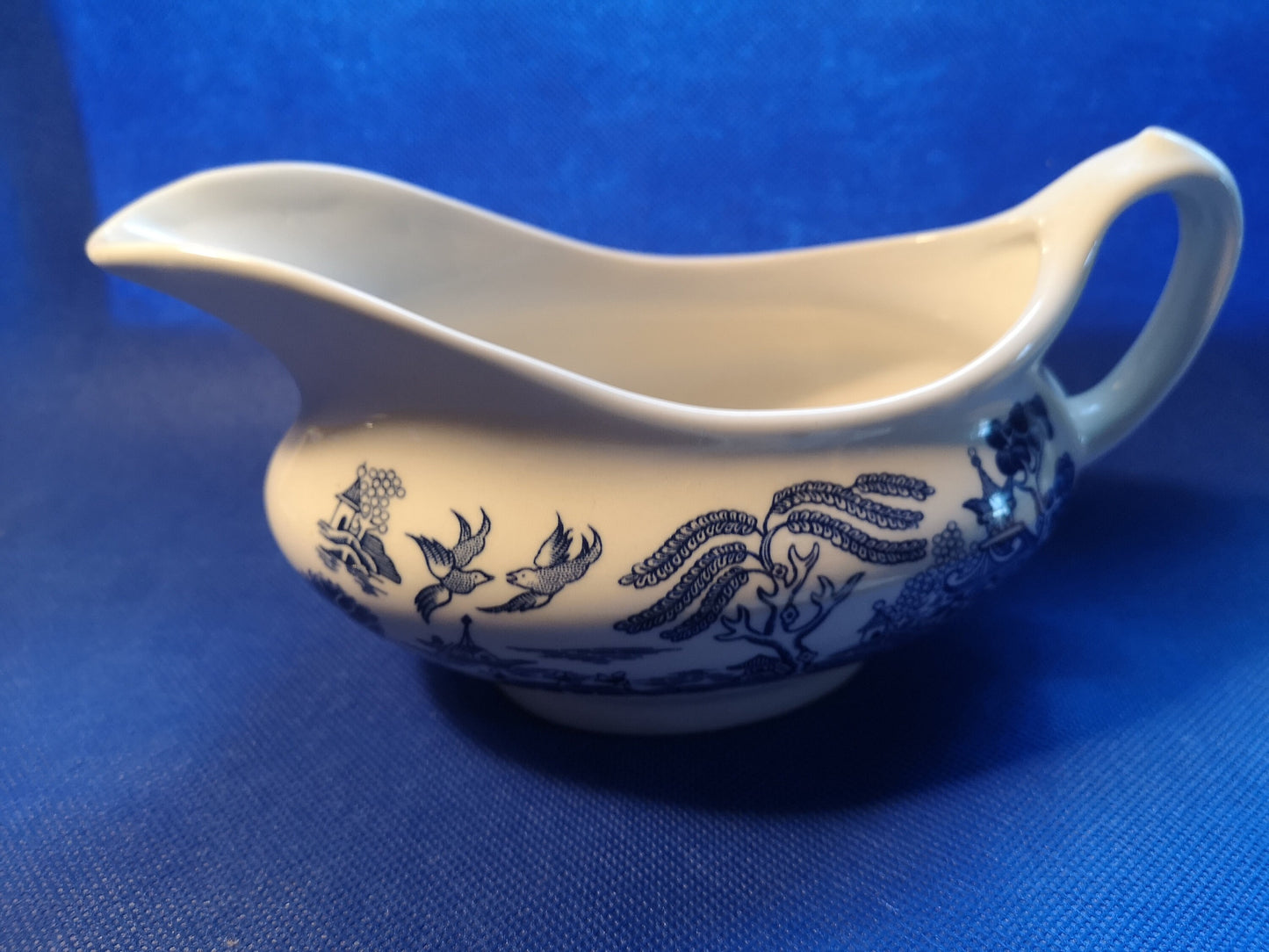 English ironstone Tableware blue and white gravy boat