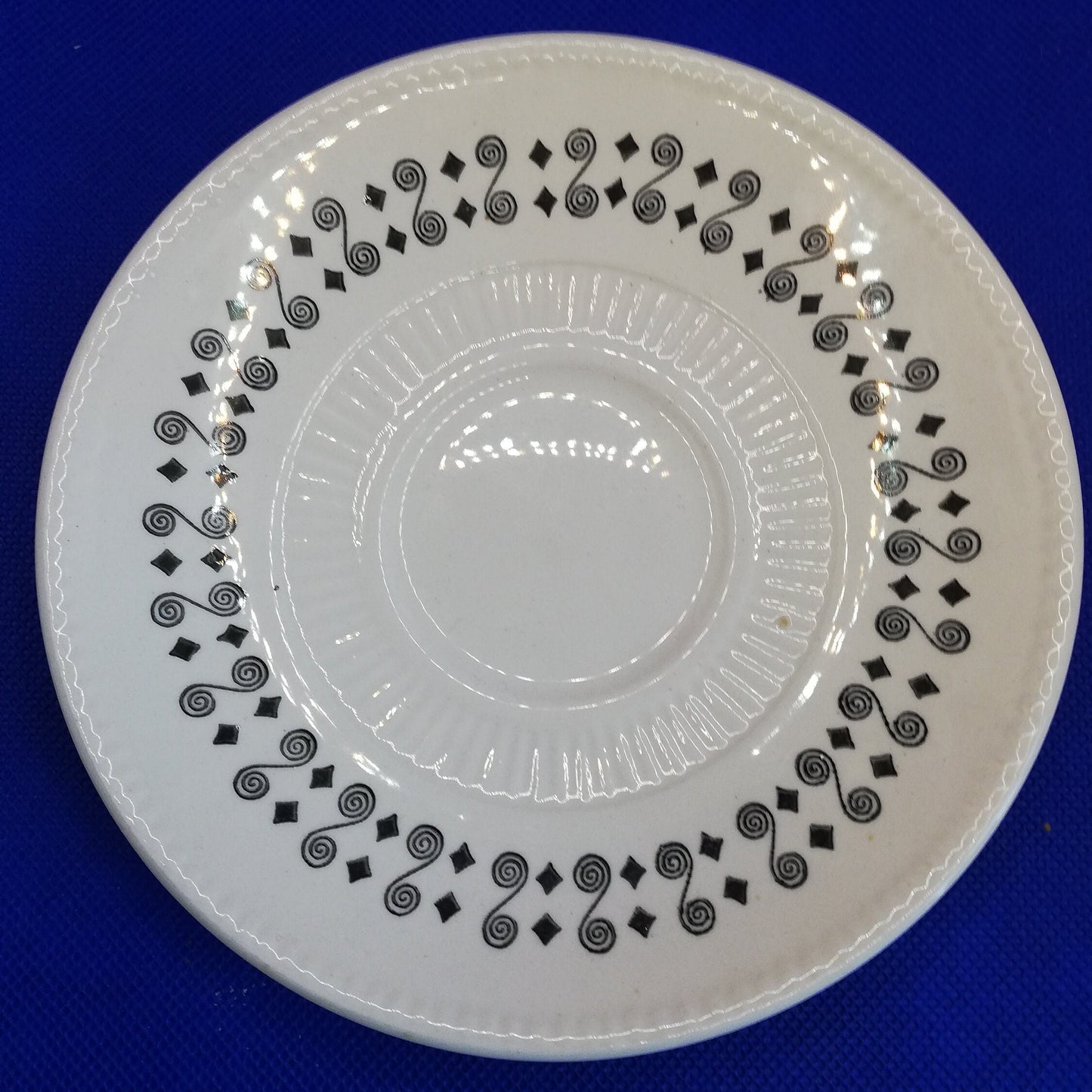 Broadhurst potter - renaissance pattern - saucer - Ironstone