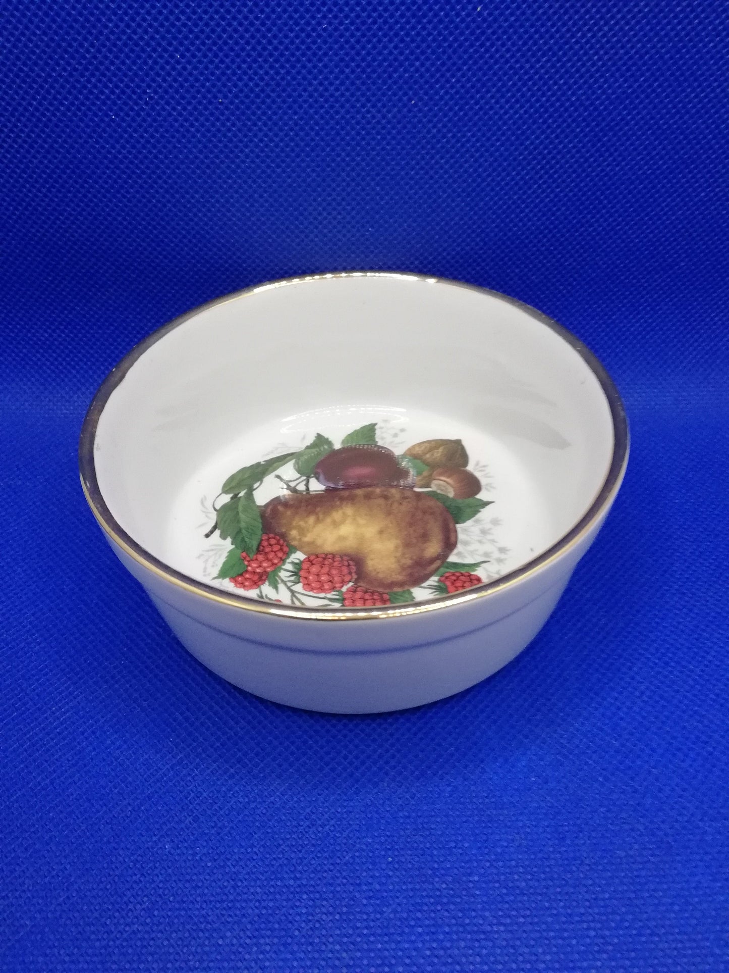 Dartmouth pottery small dish / container fruit design