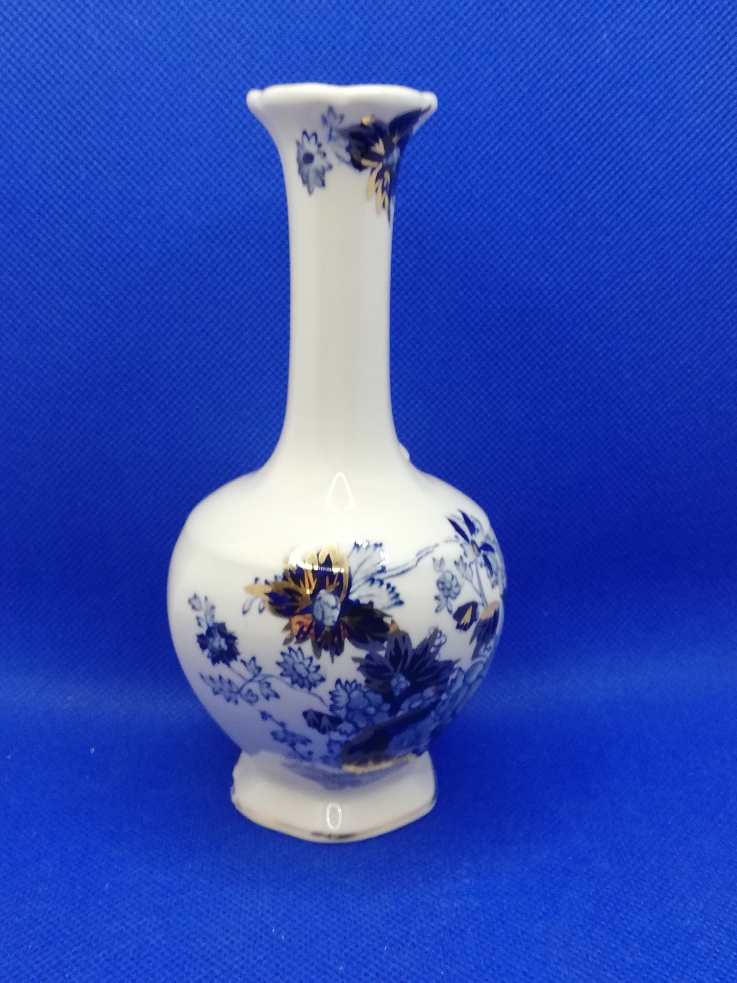 Mason's ironstone Sapphire bud vase 6"