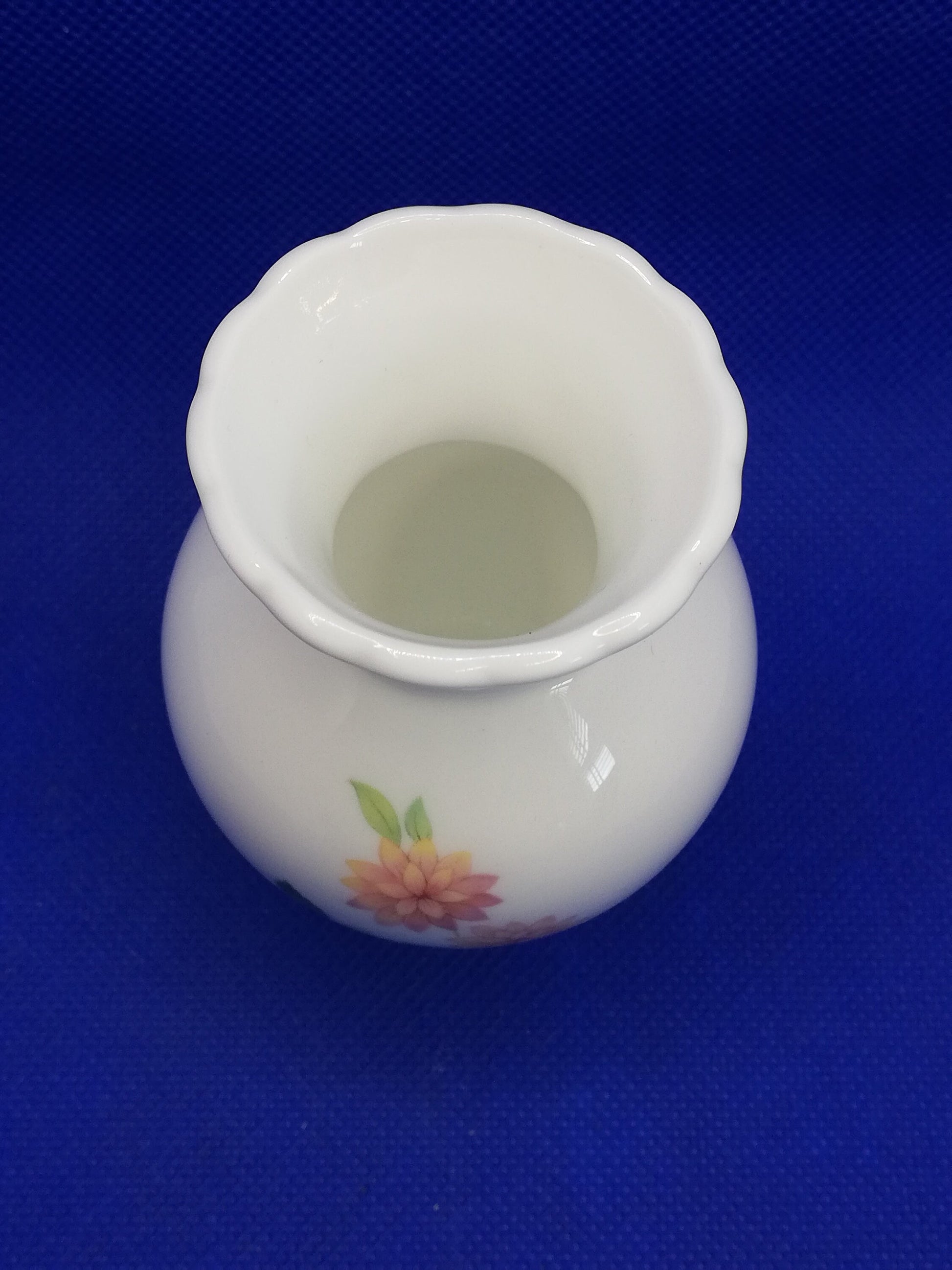 Coalport miniature vase 3" tall Mayfield design