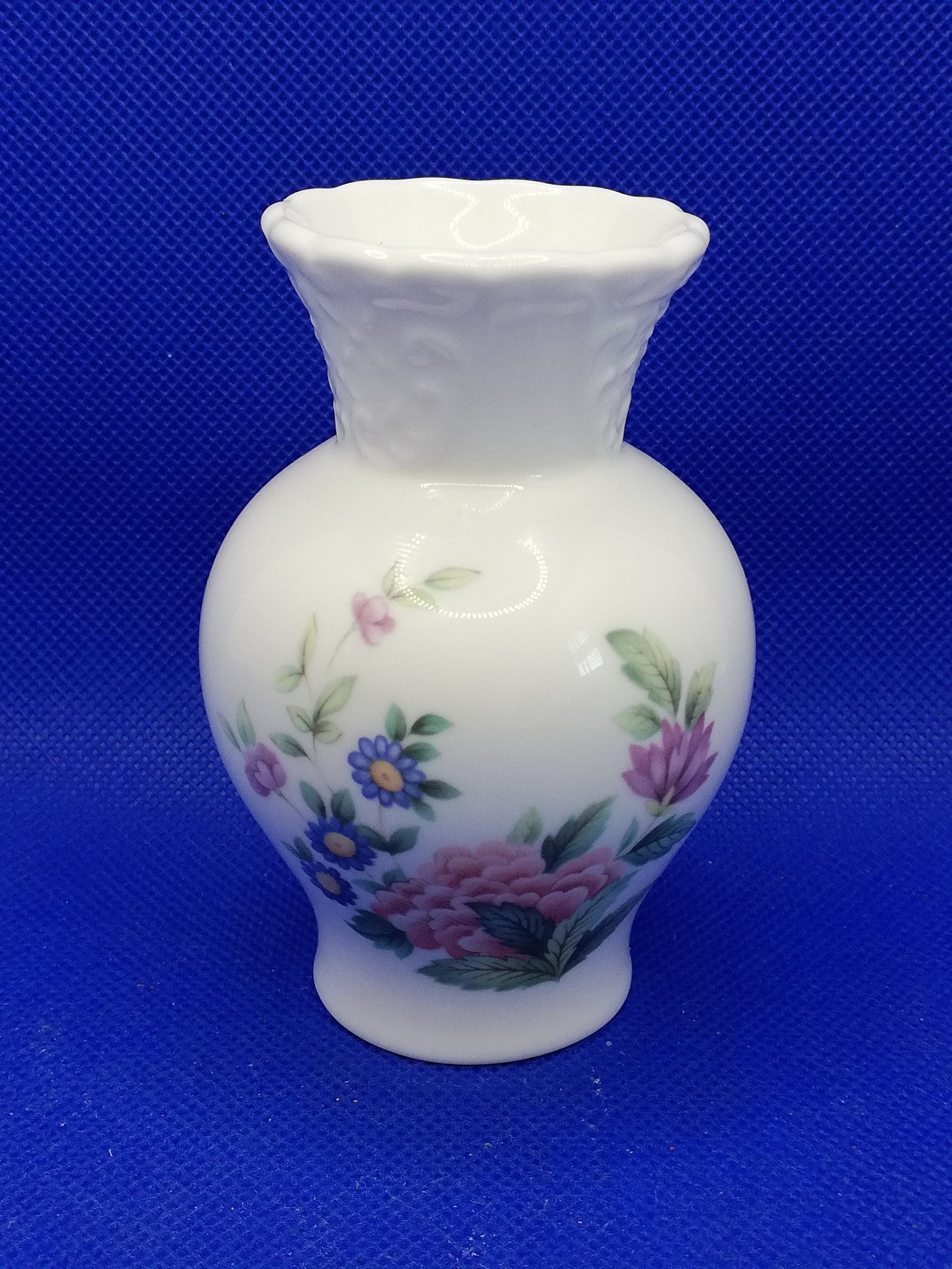 Coalport miniature vase 3" tall Mayfield design