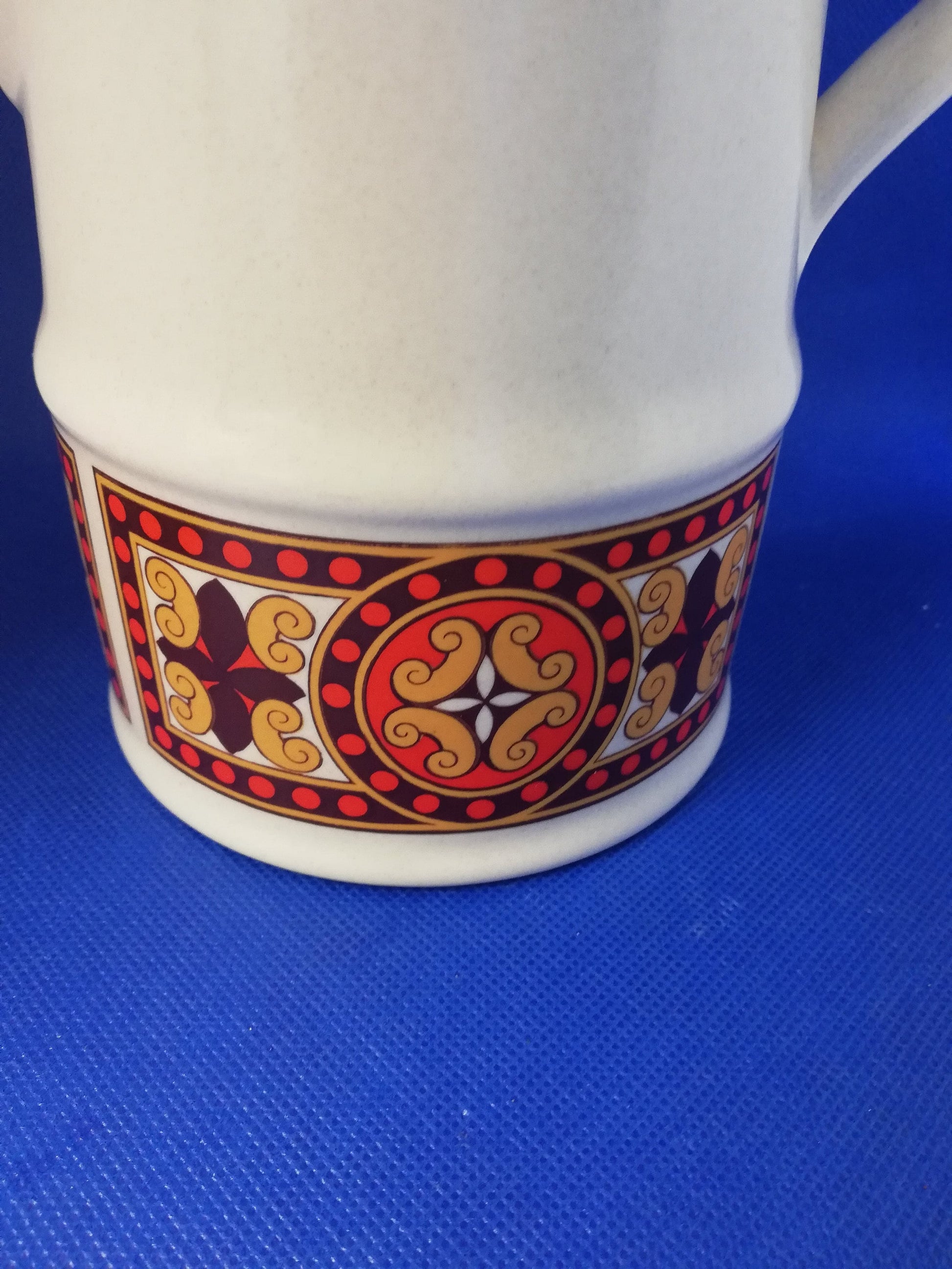 Sadler coffee pot Celtic Rancher - great retro look