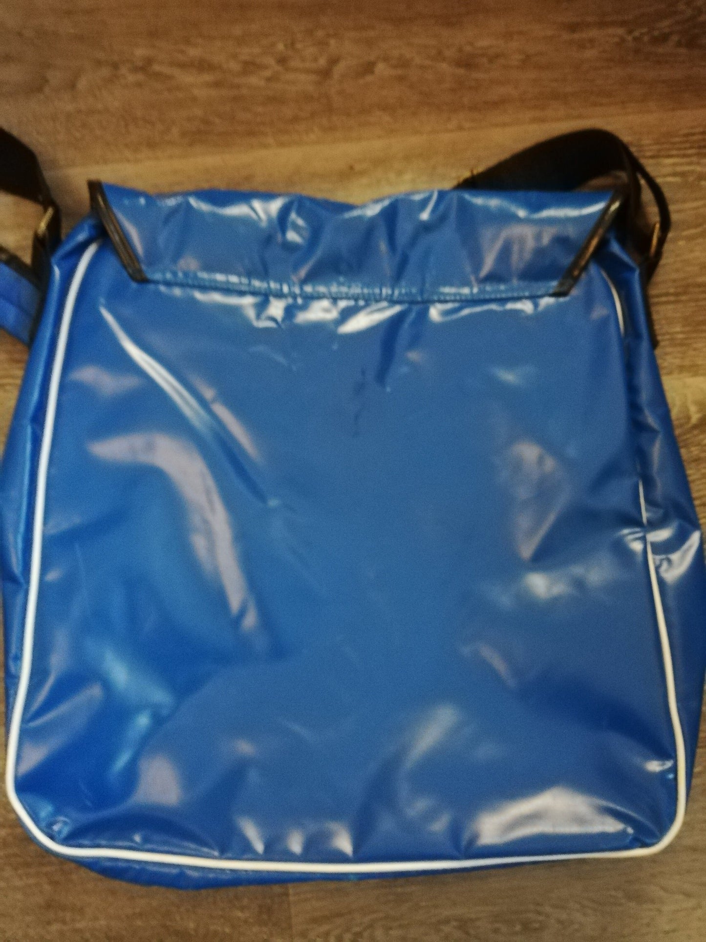 Dunlop blue and white shoulder messenger / courier bag