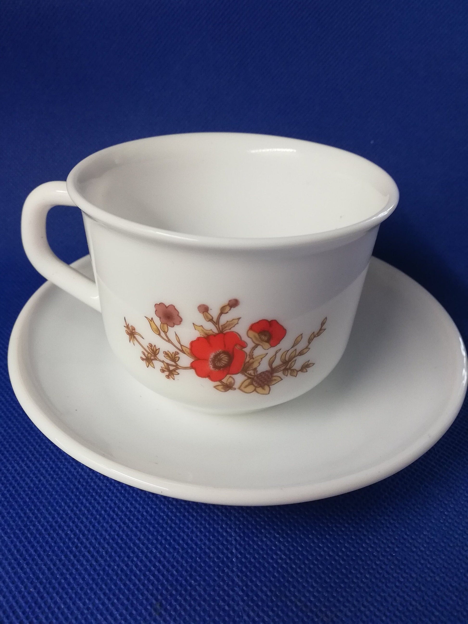 Arcopal poppy design cup and saucer