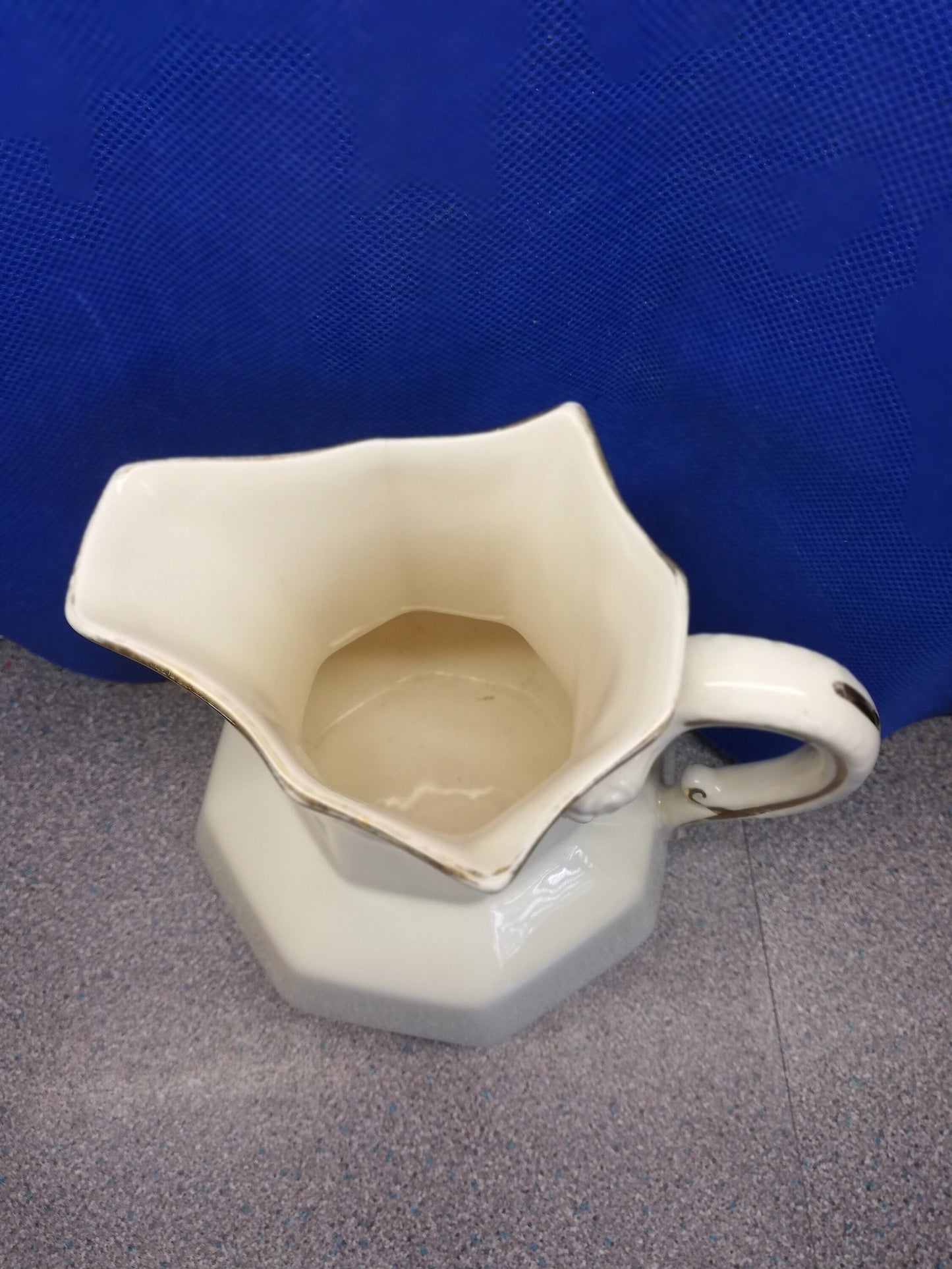 Mason's ironstone 'ivory' 15cm jug with gilt decoration