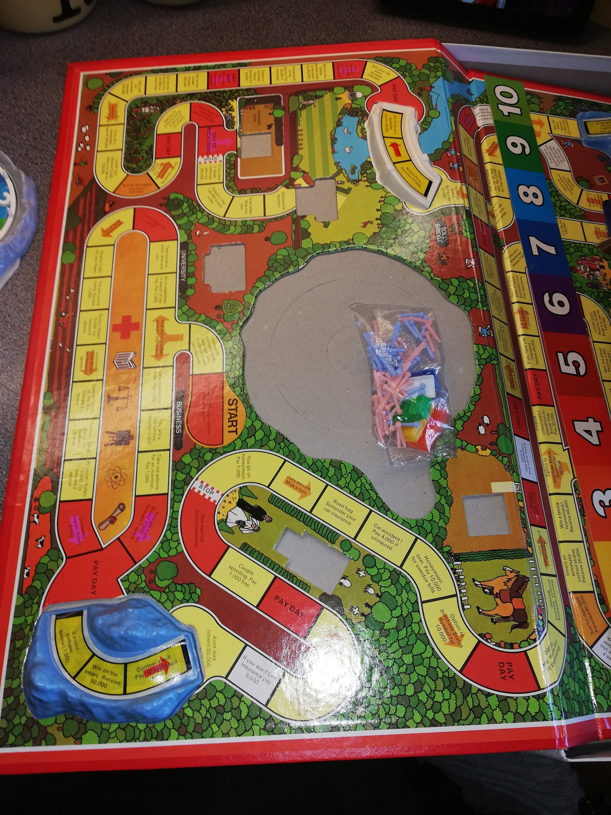 Game of life board game by MB games - 1 car missing