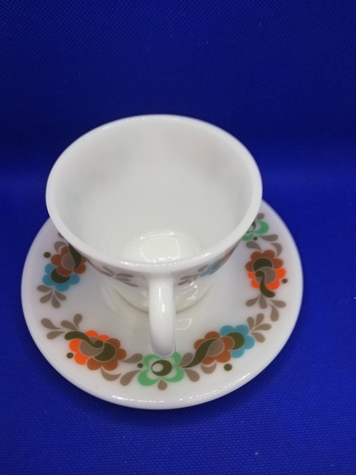 JaJ Pyrex cup and saucer retro, kitchen. Carnaby design