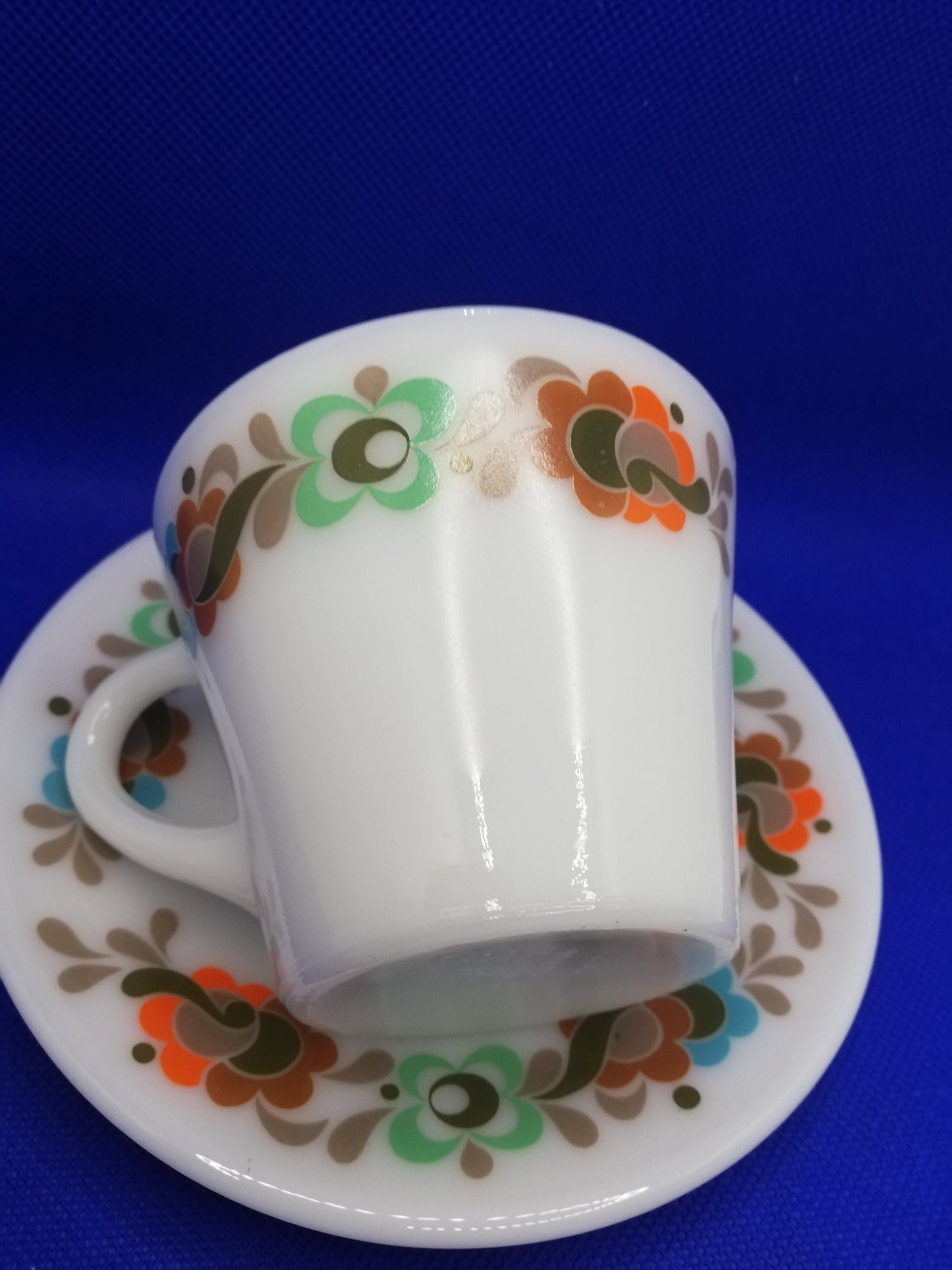 JaJ Pyrex cup and saucer retro, kitchen. Carnaby design