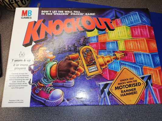 Knockout game by MB games 1991 - complete