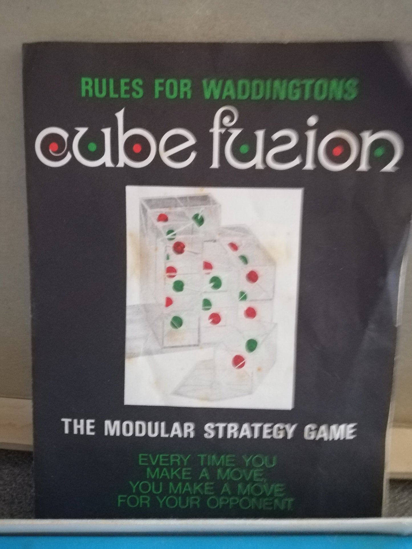 cube fusion - board game - 1960's