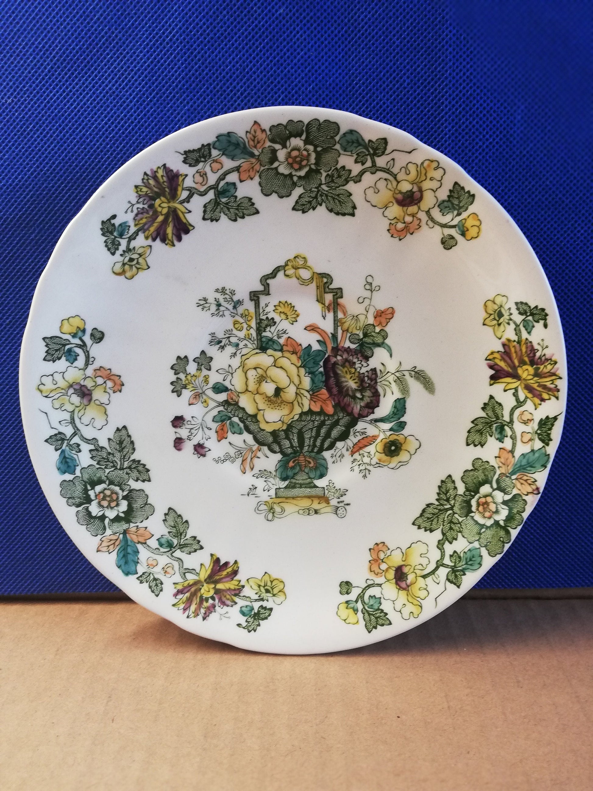 Mason's ironstone Strathmore side plate, large and small saucers