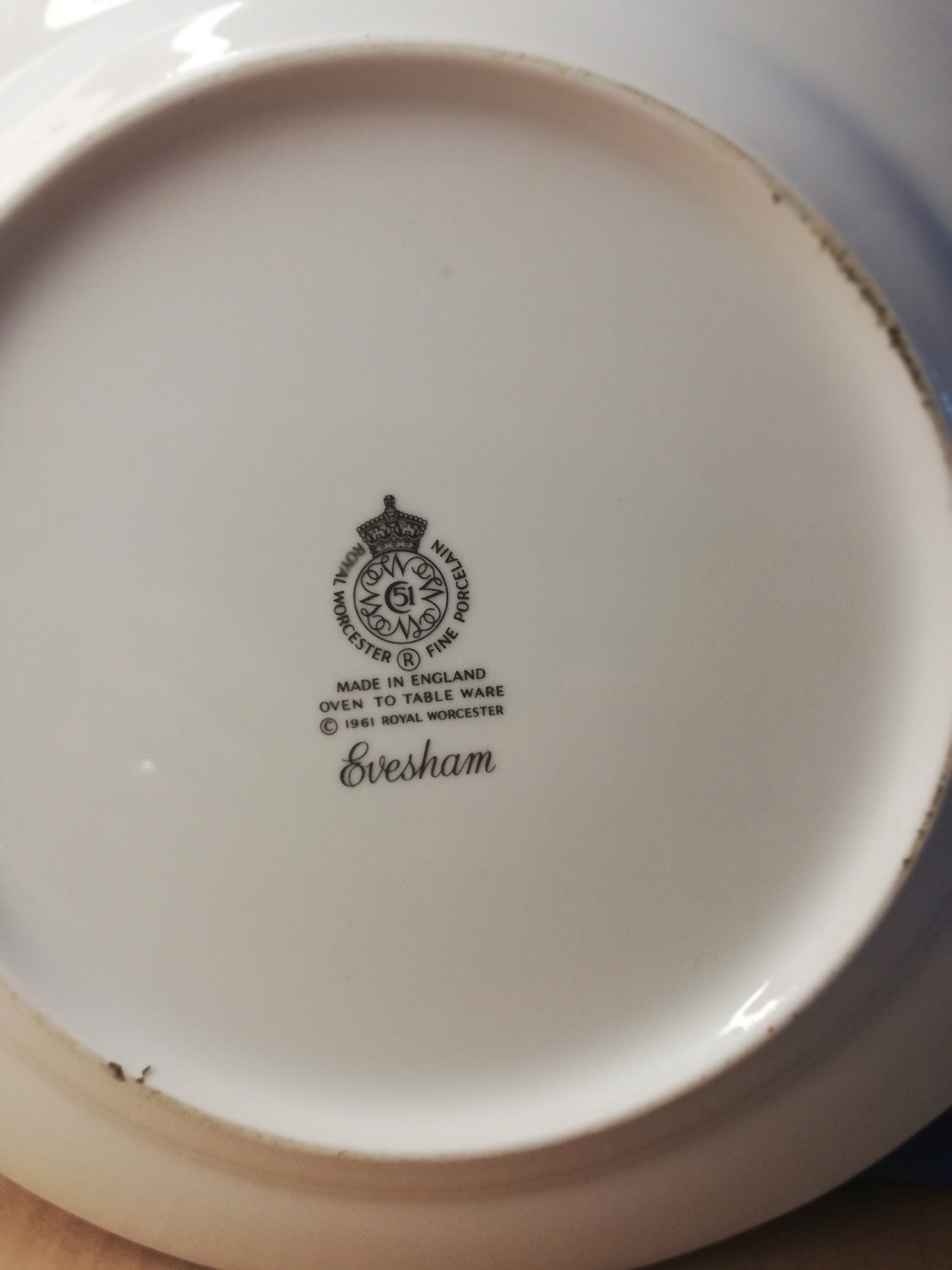 Royal worcester Evesham dinner / salad plate 9"