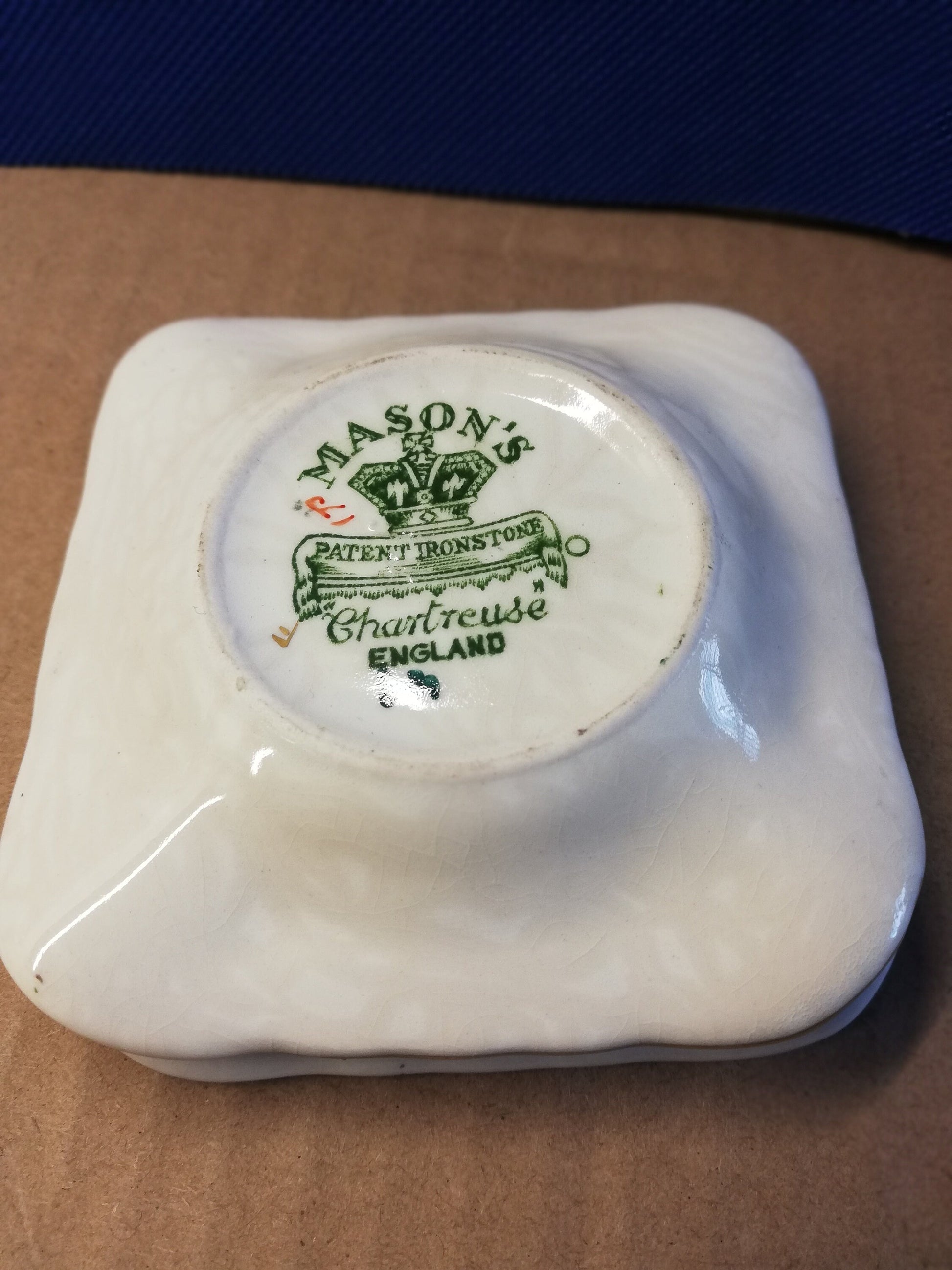 Masons ironstone chartreuse ash tray 3.5" square