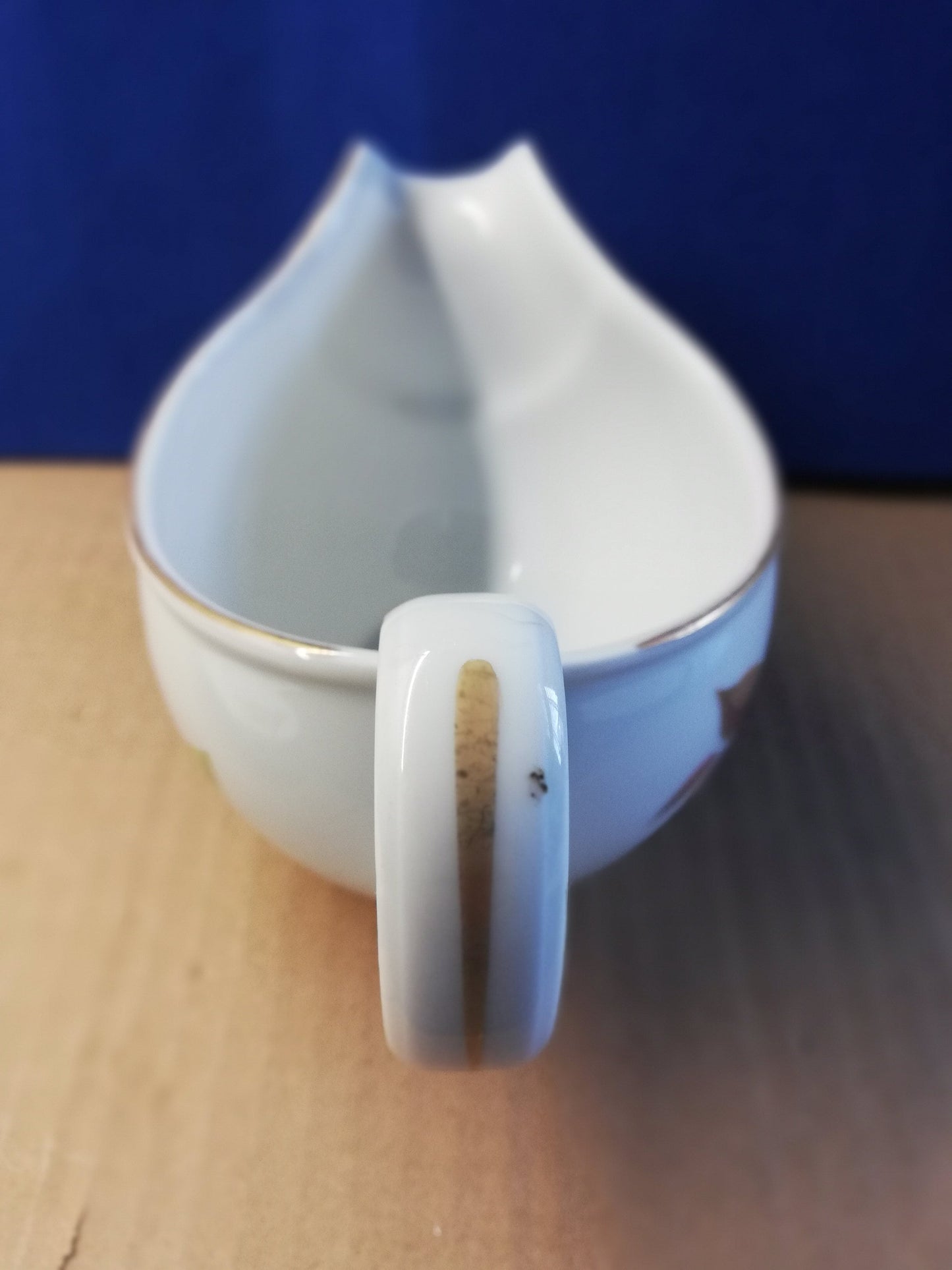 Royal Worcester Evesham gravy / sauce boat with saucer