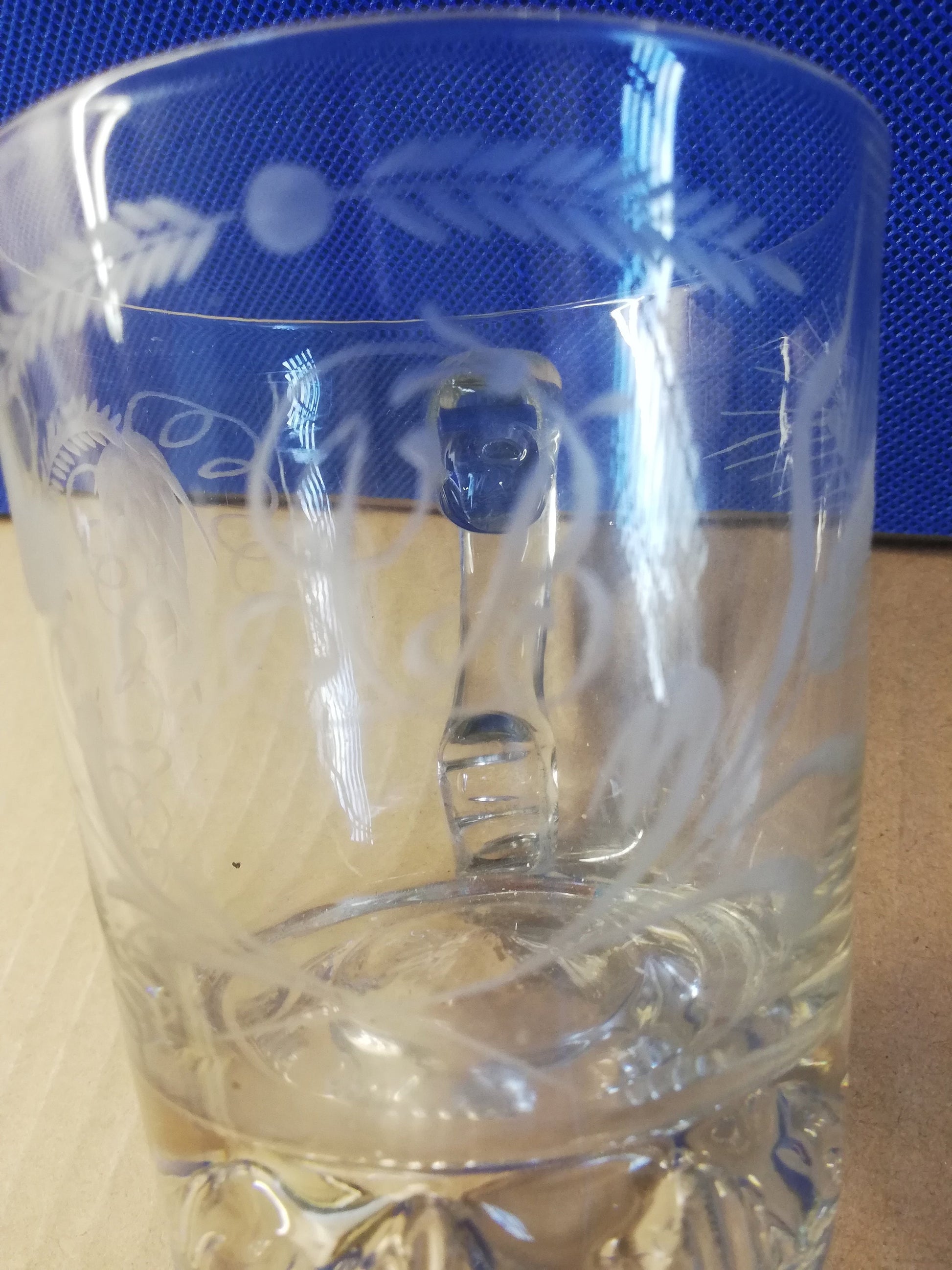 Glass etched cup / mug with the initials AB