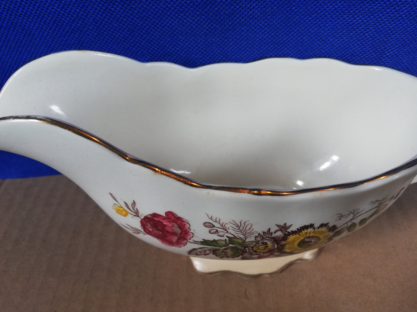 Mason's ironstone floral pattern gravy boat 6.5" x 3"