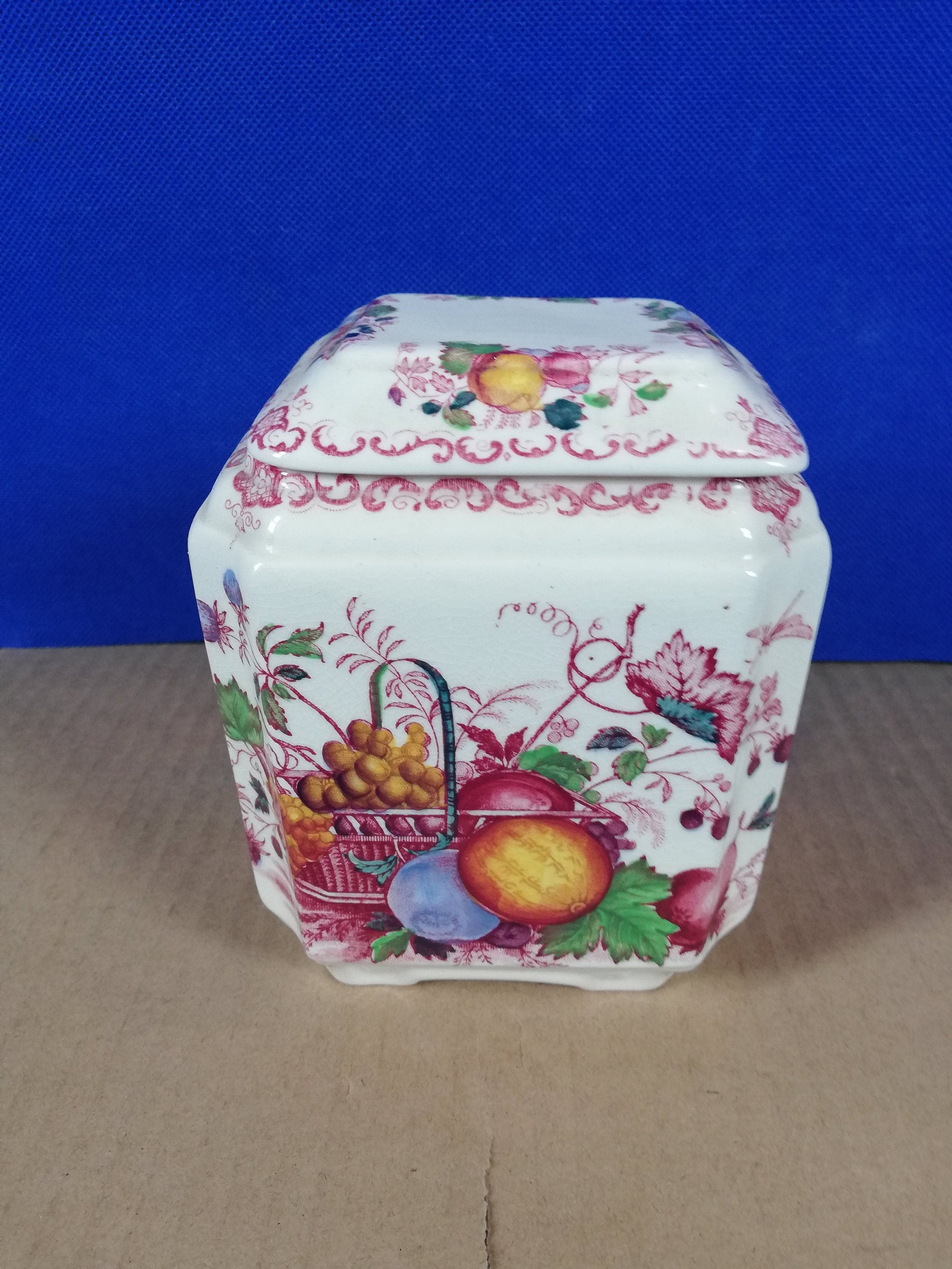 Mason's fruit basket rectangular tea caddy complete with lid - wonderful lustre