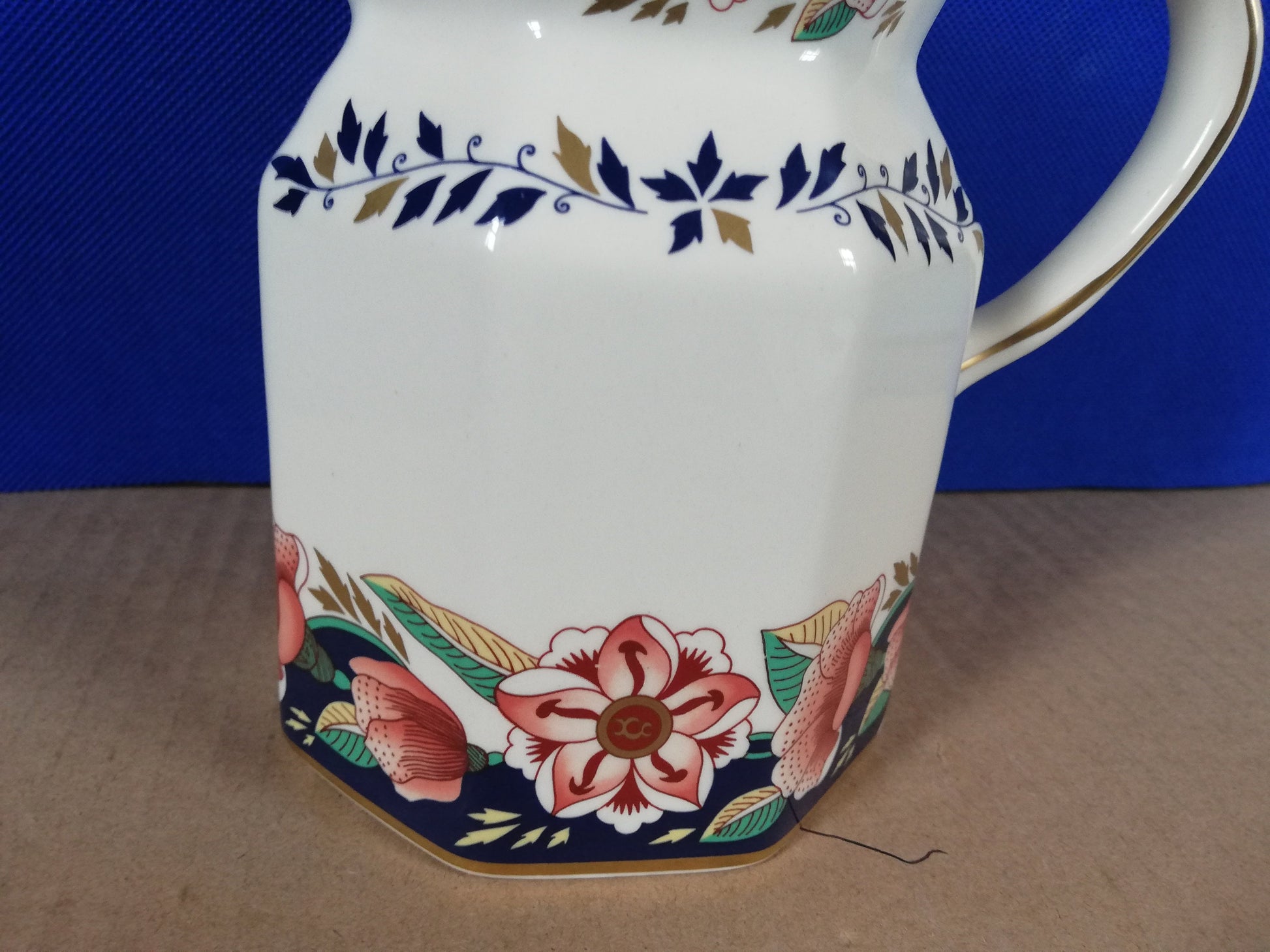 Mason's ironstone Kensington jug 5.75" tall x 4" base