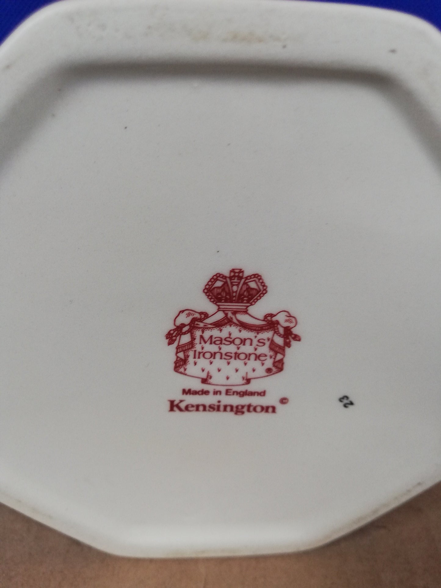 Mason's ironstone Kensington jug 5.75" tall x 4" base